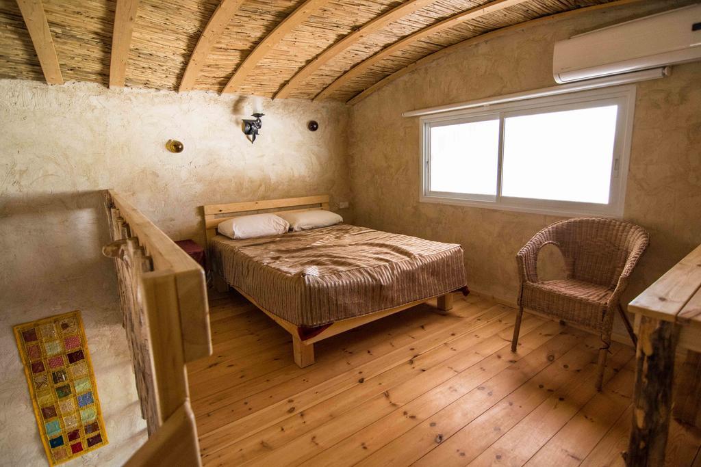 Kfar Hanokdim - Glamping & Camping Arad Habitación foto